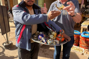 b6df453b-69d1-42d7-b319-9a19a022194e